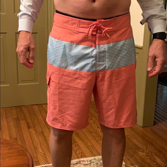 Vineyard vines swimsuit - Picture 1 of 5